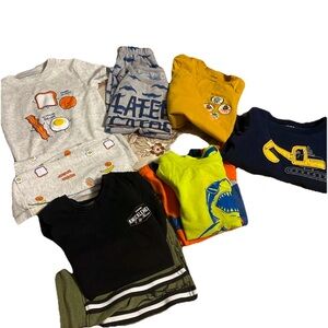 Kids (Boys) 2T Graphic Clothing Assortment Bundle